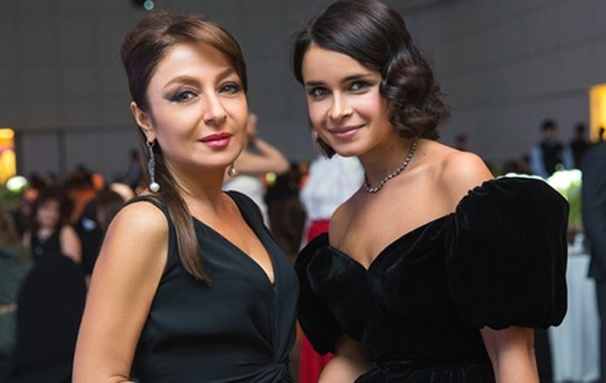 nergiz-pasayeva-saytin-teqdimatinda-