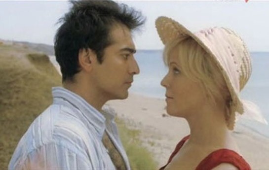 azerbaycanlilarin-vehsi-kimi-teqdim-edildiyi-film-rusiya-telekanalinda-