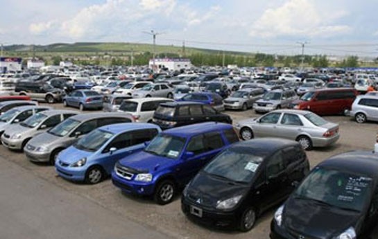 azerbaycanda-avtomobillere-daha-bir-qadaga