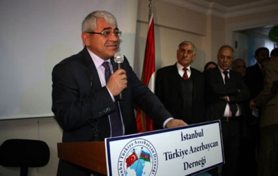 azerbaycanli-turkiyede-belediyye-sedri-oldu