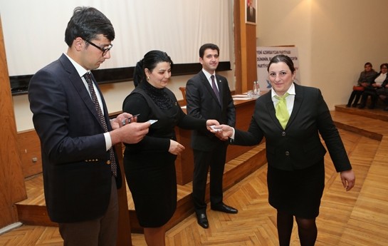 yap-ferqlenen-181-isciye-vesiqe-verdi-