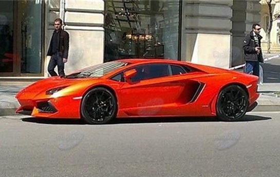 bakida-milyon-avroluq-lamboghini-gallardo-