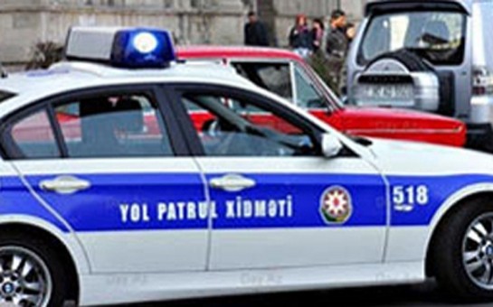 azerbaycanda-yol-polisine-suruculeri-qovmaq-huququ-verildi-