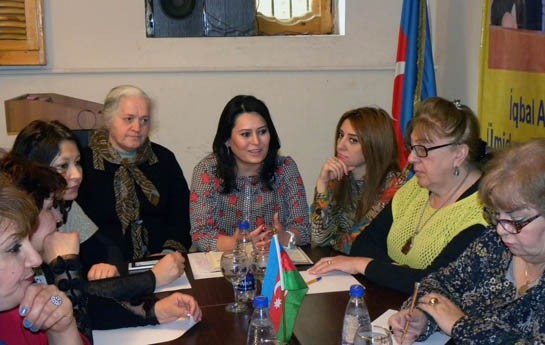 belediyye-seckilerinde-qadinlar-namized-olacaq