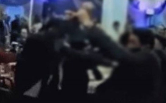 azerbaycanda-pulsuz-qulaqciq-ustunde-qirgin-dusdu-