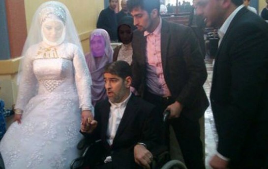 azerbaycanda-qeyri-adi-toy-