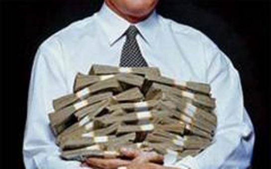 baki-aeroportunda-turkiye-vetendasindan-kulli-miqdarda-pul-tapildi