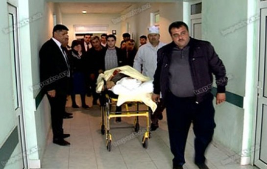 azerbaycanda-kisi-sevgilisini-baltaladi-