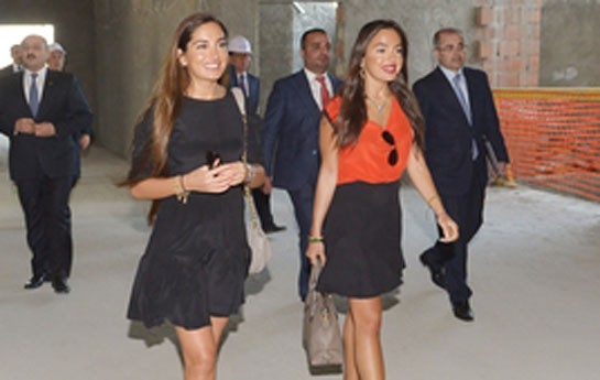 prezident-ailesi-idman-sarayinda-