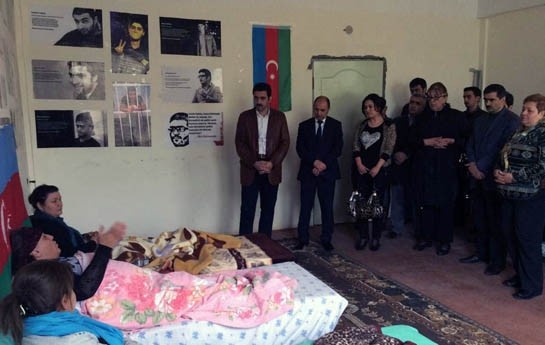 umidciler-acliq-eden-nida-cilarin-analarina-bas-cekdi-