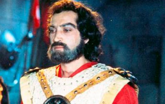 babek-erotikaya-qarsi-deyil