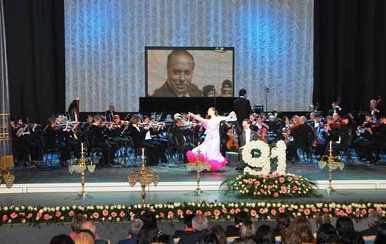 heyder-eliyevin-91-illiyine-hesr-olunmus-tedbir-kecirilib
