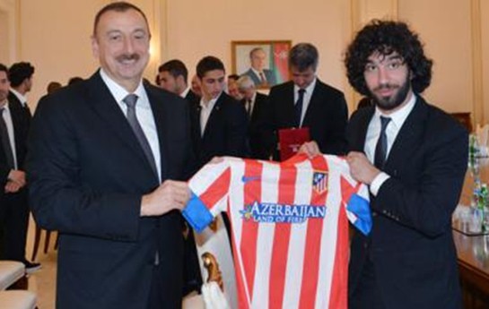 atletikonu-finala-azerbaycan-yukseltdi-