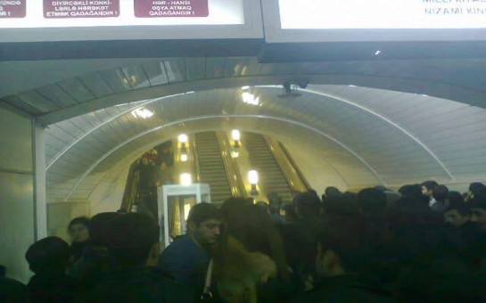 metroda-eskalator-problemi-