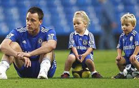 terri-qalatasaraya-kece-biler