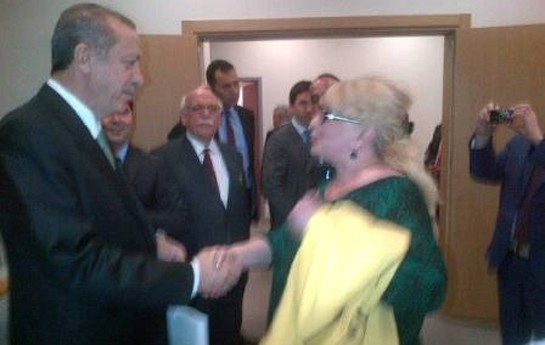 erdogan-azerbaycanli-jurnalistle-gorusdu-