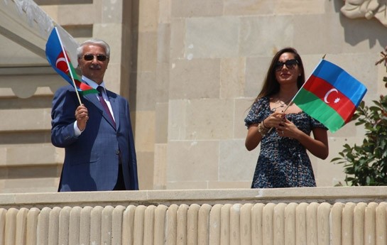 azerbaycanda-velosiped-idmaninin-geleceyi-parlaqdir