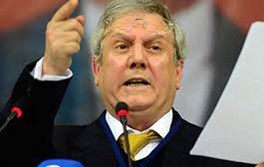 klub-prezidenti-oz-azarkeslerini-tehqir-etdi-