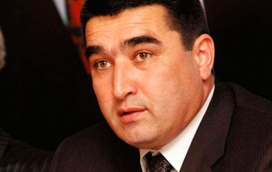 etibar-pirverdiyev-24-milyona-villa-alib