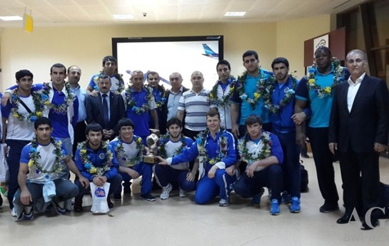 yeni-tarix-yazan-gulescilerimiz-vetene-qayidib