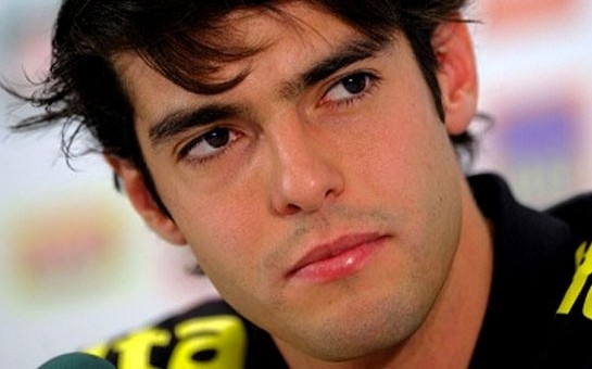 kaka-besiktasa-kece-biler