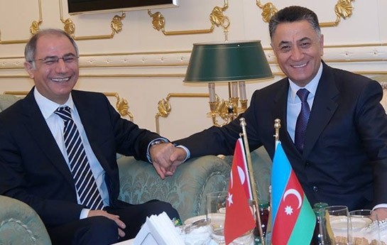 turkiyenin-daxili-isler-naziri-bakidadir