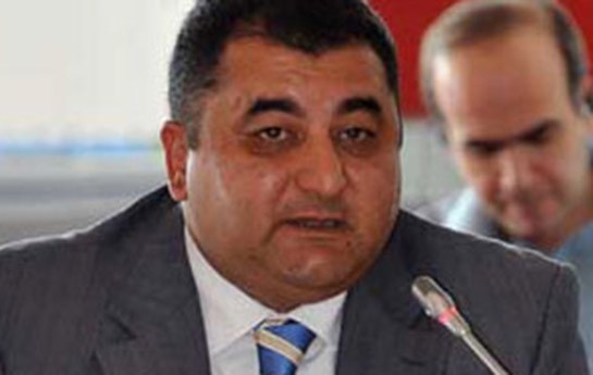 insanlarin-tehqir-olunmasi-yalan-bohtan-adi-hala-cevrilib-
