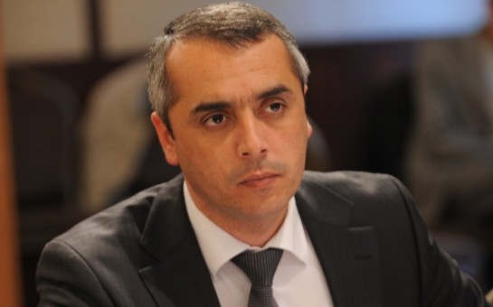 nazirlikden-ozunu-dograyan-elille-bagli-