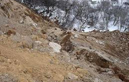 qusarda-fehle-torpagin-altinda-qalib