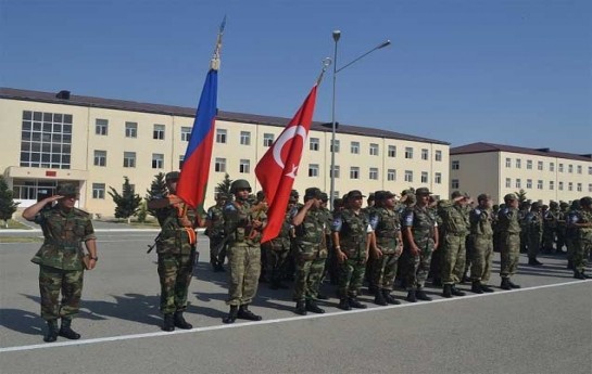 azerbaycan-ve-turkiye-herbcilerinden-