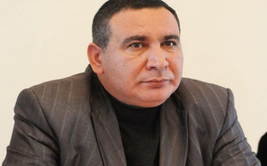 resad-mecid-ayb-nin-qurultayindan-danisdi