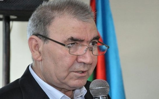 o-emelli-basli-koteklenen-bir-qelem-sahibi-idi