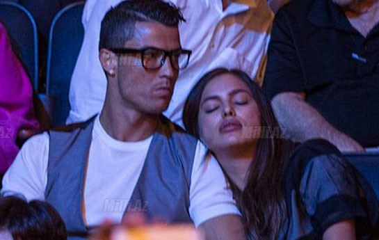 irina-seyk-rinq-zalinda-yatdi-