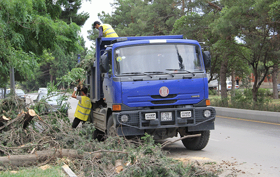 elmar-veliyev-358-vetendasi-qebul-etdi