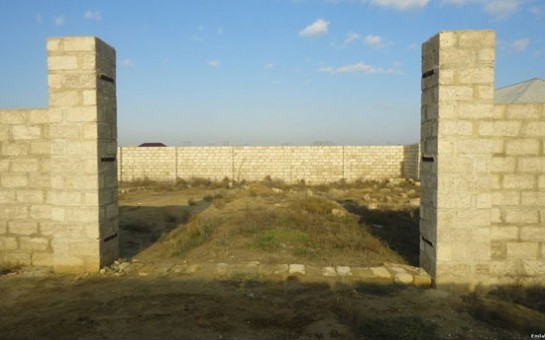 bakida-en-bahali-torpaq-sahesi-