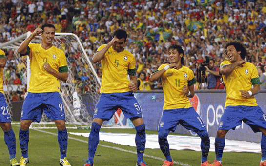 bakililar-braziliya-saati-ile-futbola-nece-baxir-