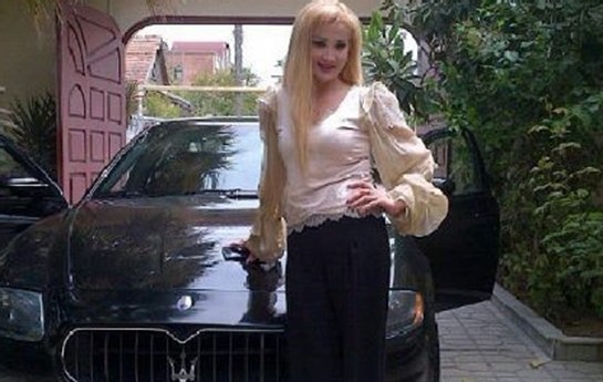 meleyke-esedovanin-nisanlisi-400-min-pulunu-yeyib-