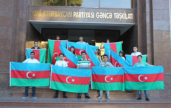 her-eve-bir-bayraq-aksiyasi-kecirildi-