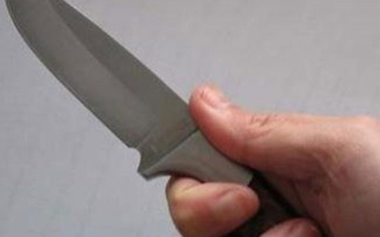 bakida-reisi-bicaqladilar