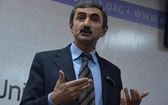 16-yasli-nevesi-ile-intim-