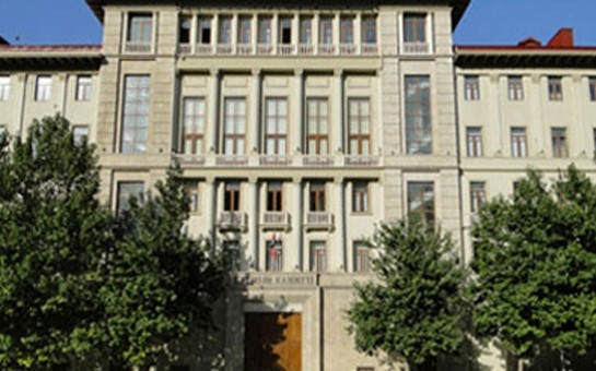 azerbaycanli-telebelerin-teqaudu-artirildi