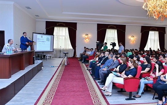 baki-ali-neft-mektebden-abituriyentlere-psixoloji-destek