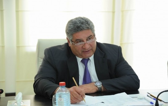 azad-rehimov-vetendaslari-qebul-etdi-