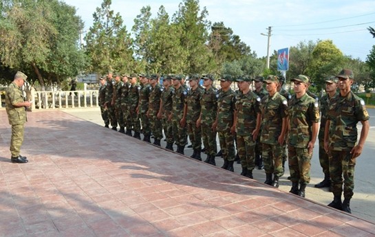 azerbaycan-esgerleri-efqanistana-getdi-