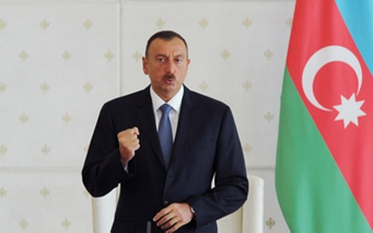 prezidentden-mehkemeler-ve-hakimler-haqqinda-