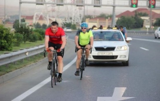 nazirler-bakida-velosiped-surduler-