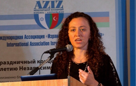 azerbaycan-tolerantliq-mekani-fotosergisi-acilib-