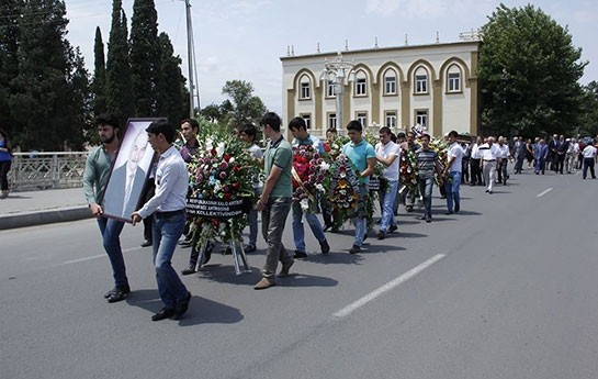cahandar-aga-defn-edildi