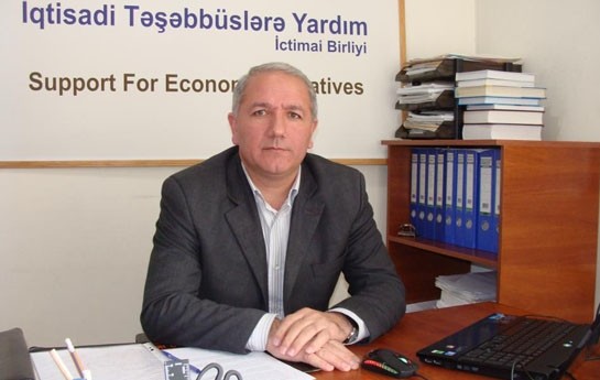 taninmis-ekspertin-masinindan-ogurluq-oldu