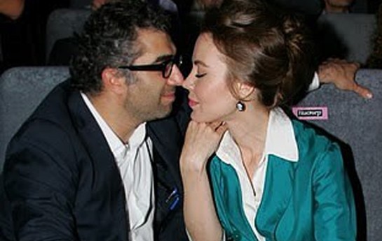oliqarxi-bosatdiran-deb-ilahesi-